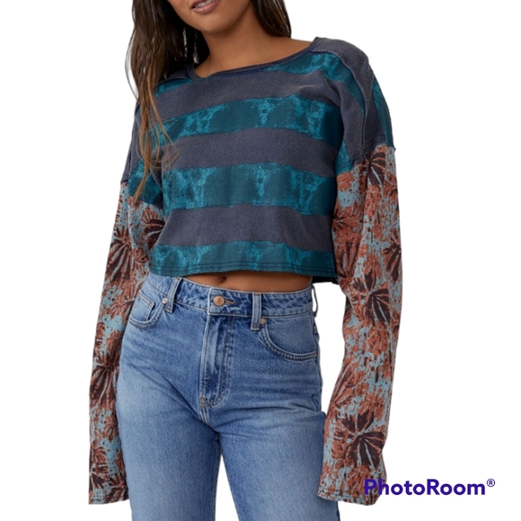 🎉HP🎉🆕️Free People Jamie Patchwork Cropped Long Sleeve Tee - Picture 2 of 9